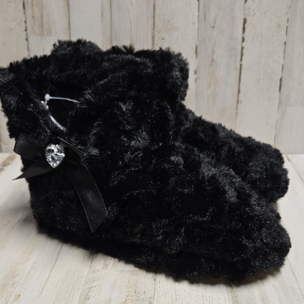 Cozy Black Faux Fur Women's Slippers